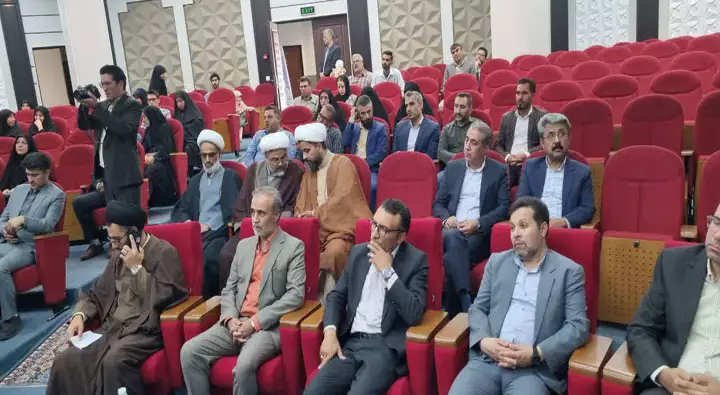 درخشش کارکنان شرکت آب و فاضلاب خراسان جنوبی در مرحله استانی مسابقات قرآنی وزارت نیرو