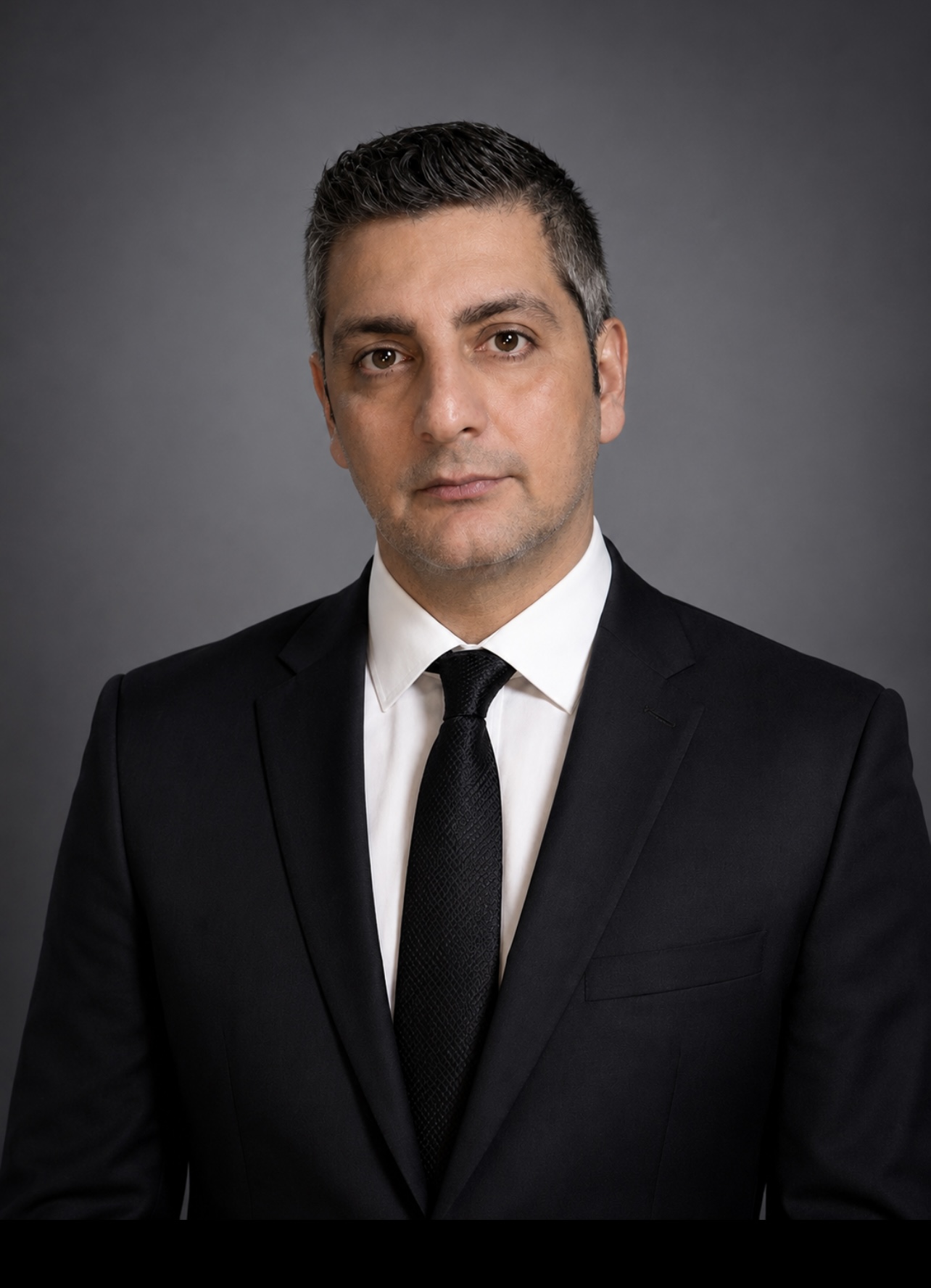 لوگوی کیوان رامین زاد